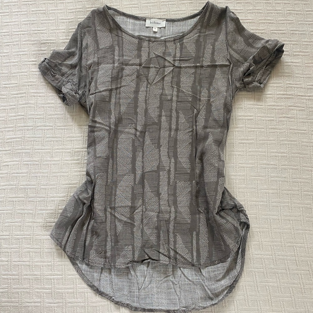Bohme grey patterned top.